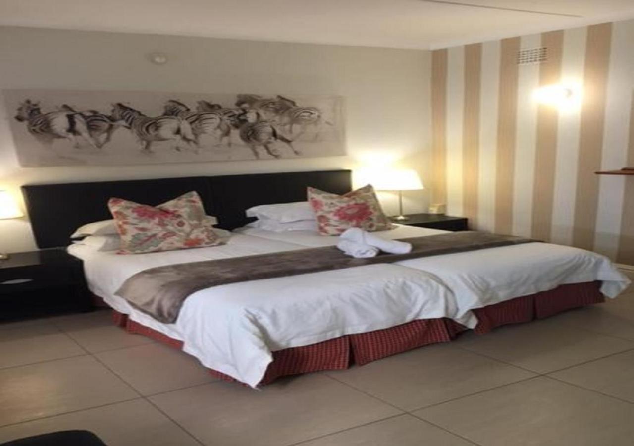 Wagon Wheel Country Lodge Beaufort West Kültér fotó
